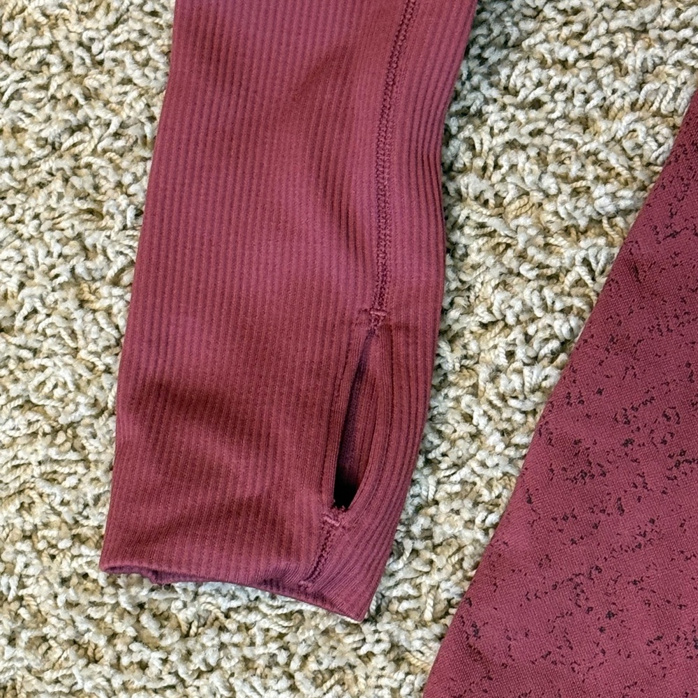 NWOT Lululemon Athletica Maroon Heathered Workout Top Quarter Zip - Picture 4 of 7